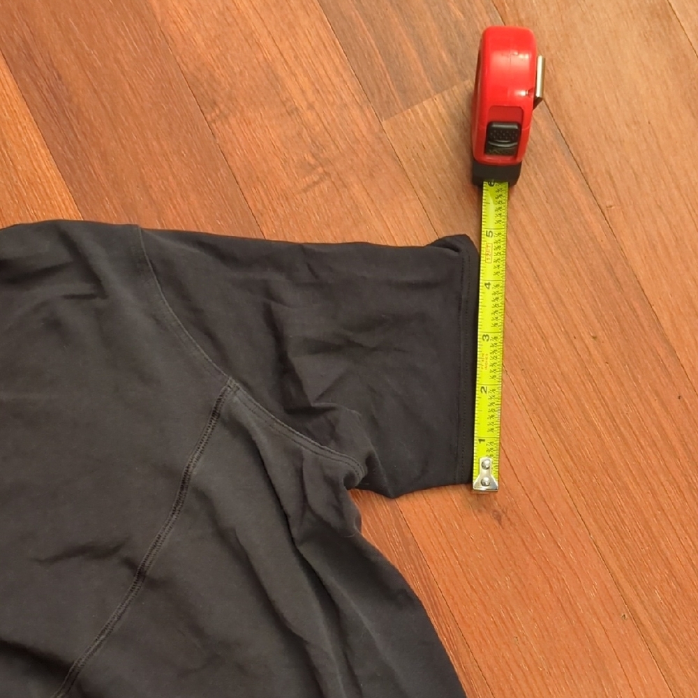 Lululemon Back In Action Organic Cotton Tee Black Oversized Minimalist Top - Picture 4 of 7